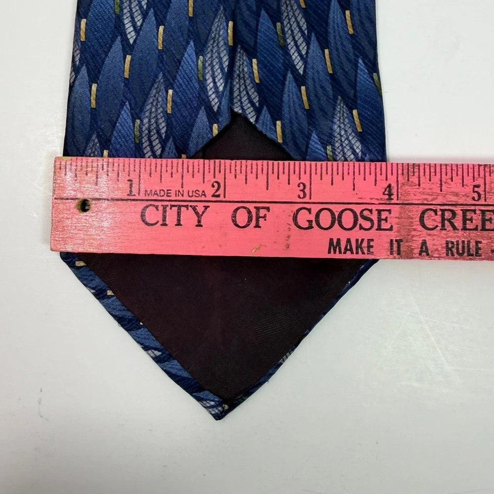 Stafford Mens Silk Blend Tie Navy Blue Gold Geometric Leaf Pattern Wide 4 Inch